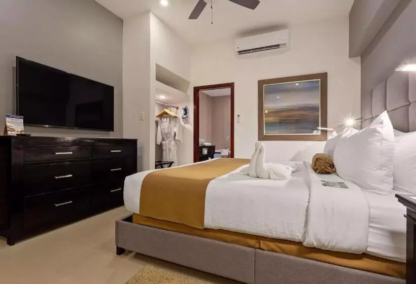 キングサイズベッドのジュニアスイート, Best Western Plus Belize Biltmore Plaza