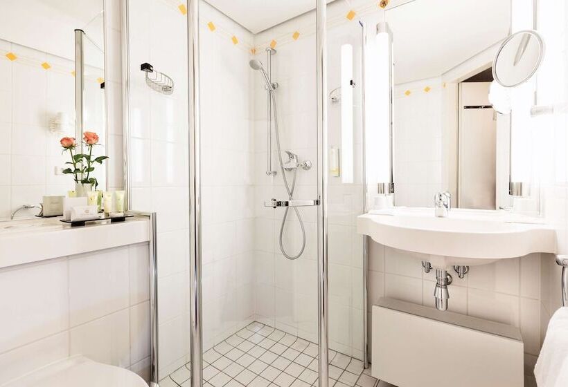 חדר קומפורט, Best Western Premier Grand Hotel Russischer Hof