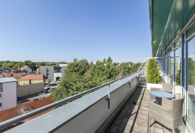 חדר קומפורט, Best Western Premier Grand Hotel Russischer Hof