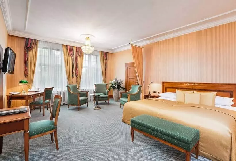 ジュニアスイート, Best Western Premier Grand Hotel Russischer Hof