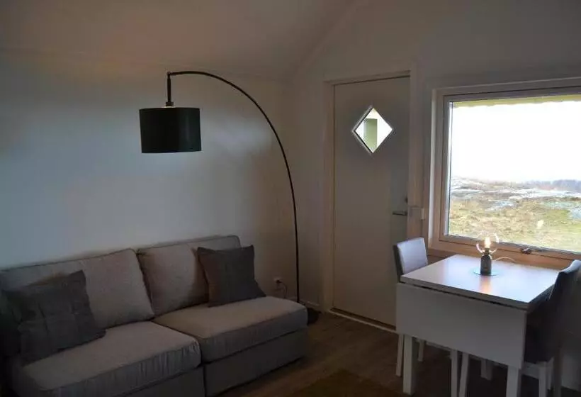 Talo 1 Makuuhuone, Gyllene Uttern