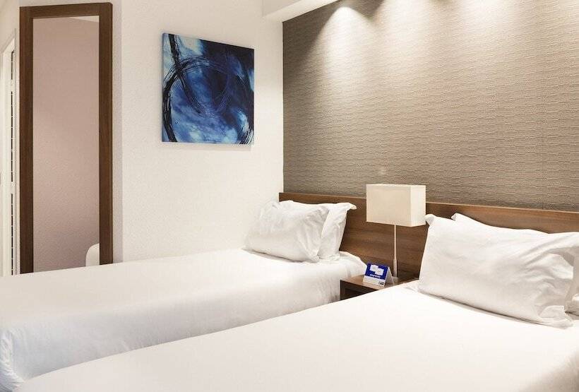 اتاق استاندارد, Holiday Inn Express Amiens, An Ihg