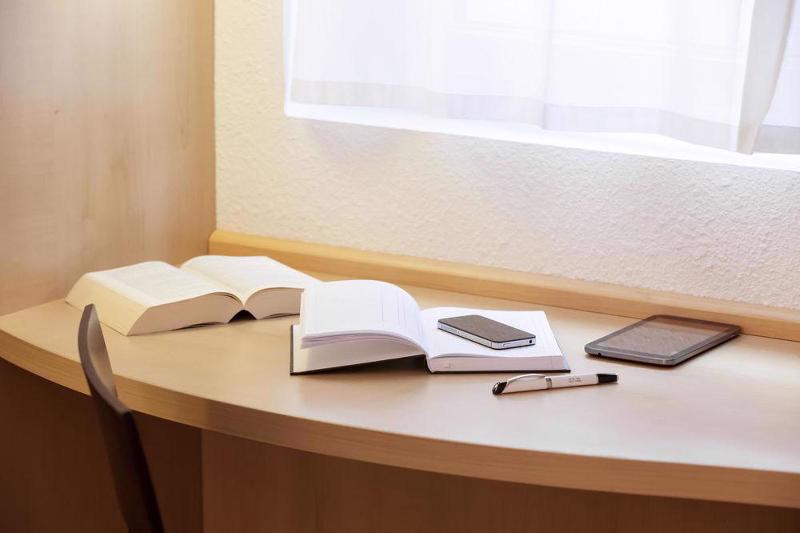 スタンダードルーム, Ibis Maine Montparnasse