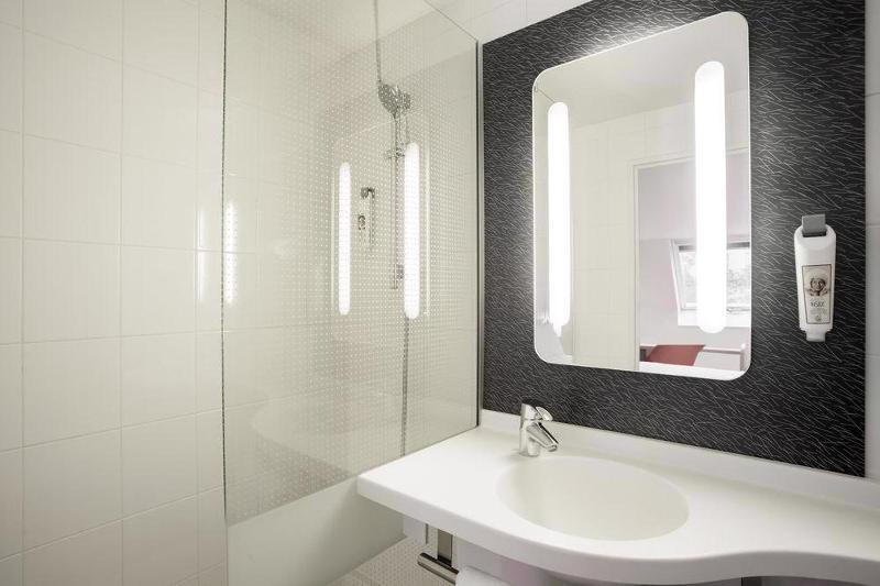 スタンダードルーム, Ibis Maine Montparnasse