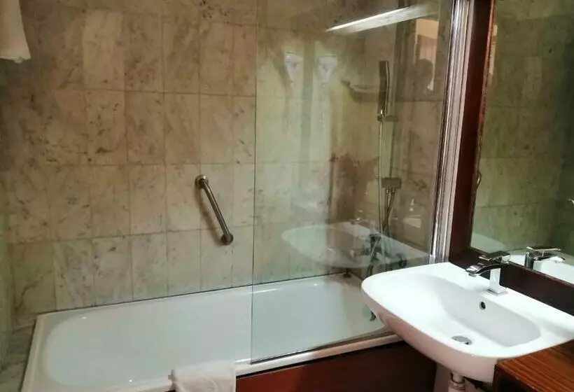 اتاق استاندارد با چشم‌انداز دریا, Jardin Savana Dakar