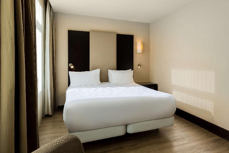 اتاق استاندارد با چشمانداز, NH Amsterdam Leidseplein