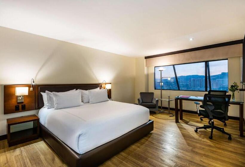 スイート, NH Collection Bogota Wtc Royal