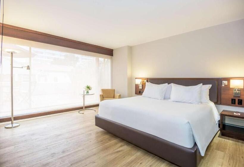 スイート, NH Collection Bogota Wtc Royal