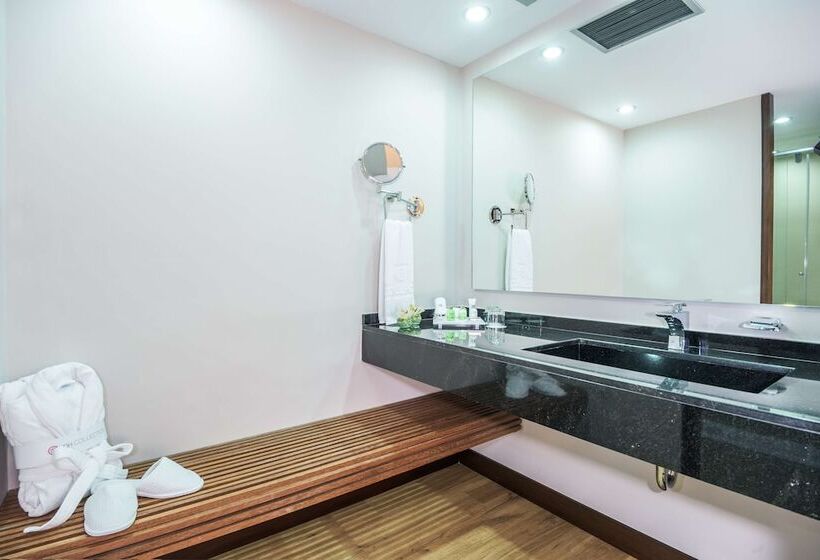 スイート, NH Collection Bogota Wtc Royal