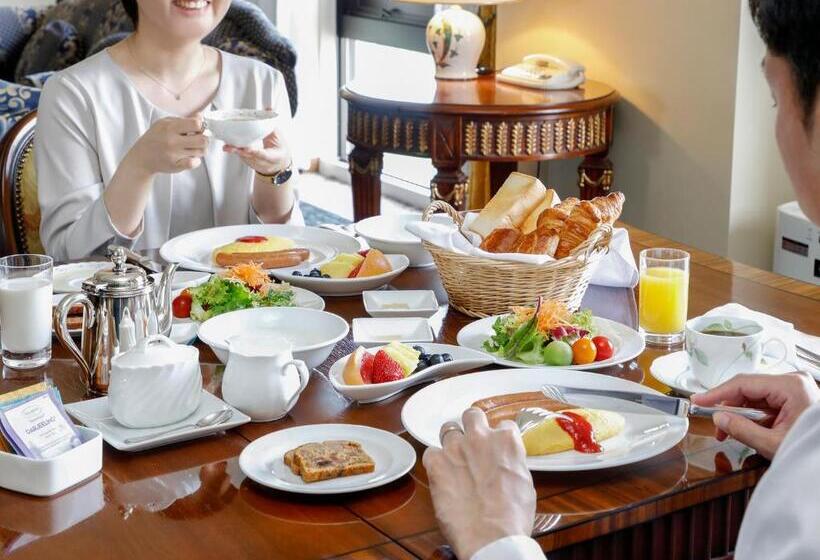 Королевский Люкс, Premier Hotel  Tsubaki  Sapporo
