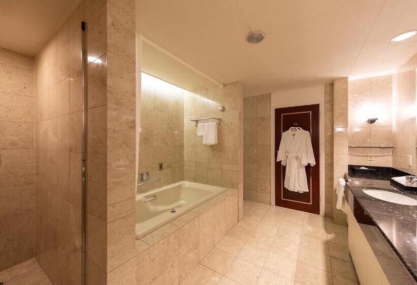 סוויטה מלכותית, Premier Hotel  Tsubaki  Sapporo