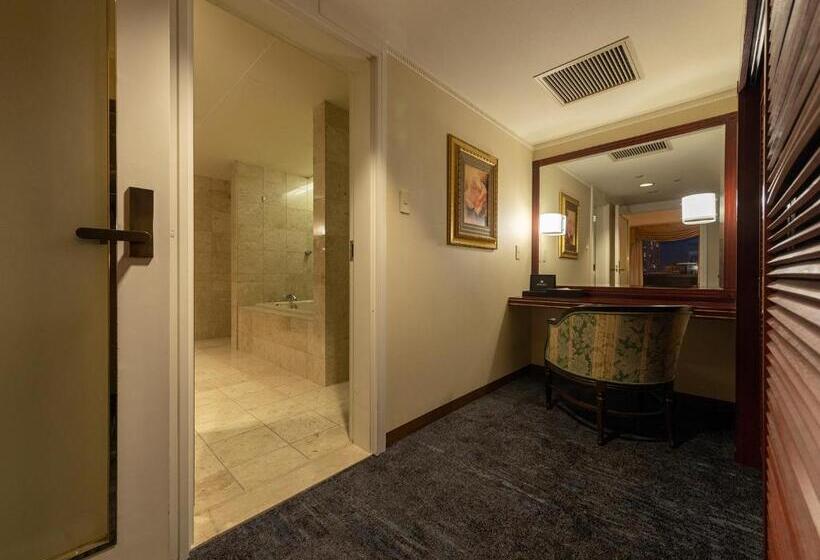 Королевский Люкс, Premier Hotel  Tsubaki  Sapporo