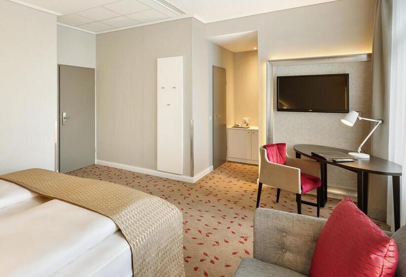 Superior-Zimmer, Rathauspark Wien, A Member Of Radisson Individuals