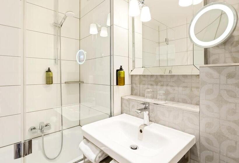 Superior-Zimmer, Rathauspark Wien, A Member Of Radisson Individuals