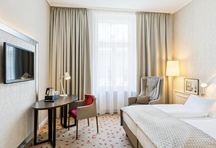 Superior-Zimmer, Rathauspark Wien, A Member Of Radisson Individuals