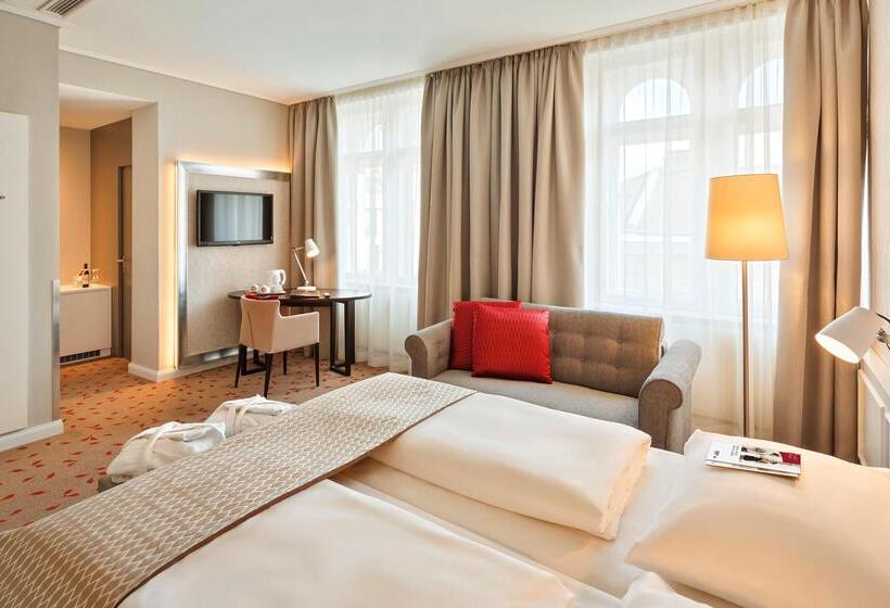 Superior-Zimmer, Rathauspark Wien, A Member Of Radisson Individuals