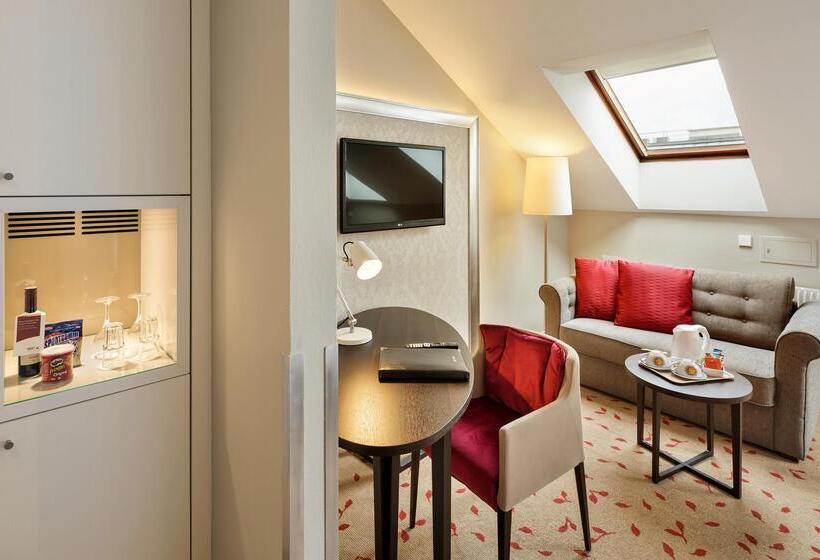 Superior-Zimmer, Rathauspark Wien, A Member Of Radisson Individuals