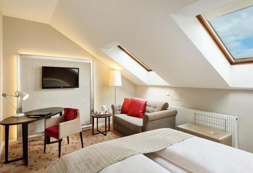 Superior-Zimmer, Rathauspark Wien, A Member Of Radisson Individuals