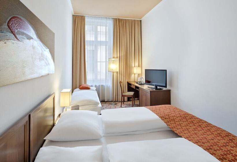 Familienzimmer, Rathauspark Wien, A Member Of Radisson Individuals