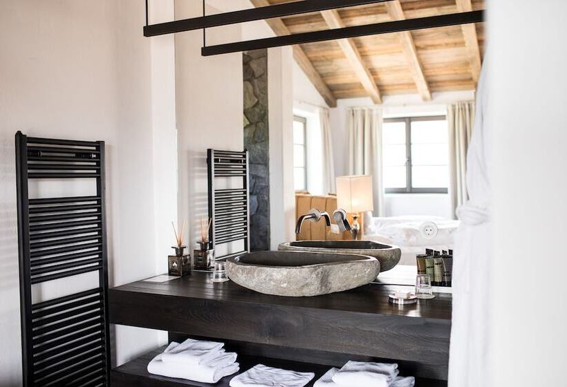 스위트, Romantik Hotel Turm