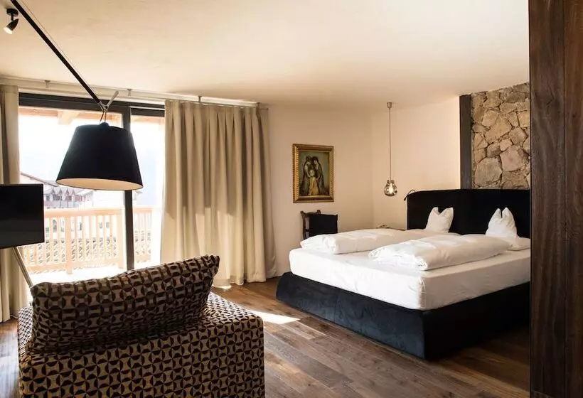 Deluxe-huone, Romantik Hotel Turm