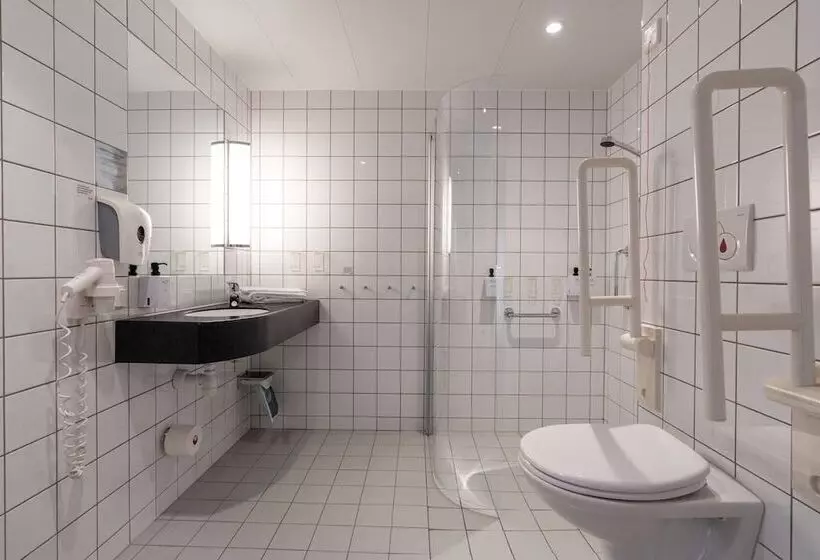 Quarto Familiar, Scandic Hamar