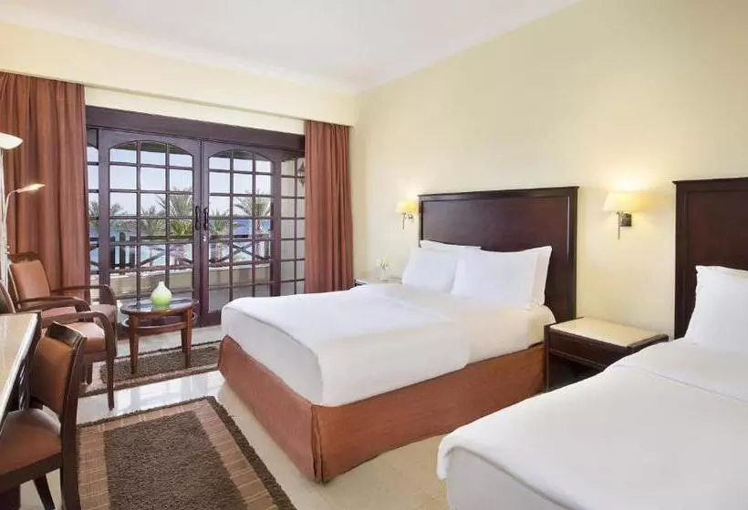 اتاق لوکس خانوادگی, Steigenberger Hotel & Nelson Village, Taba