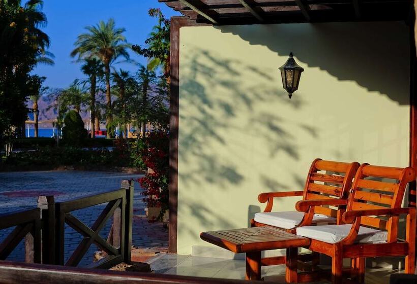 اتاق لوکس خانوادگی, Steigenberger Hotel & Nelson Village, Taba