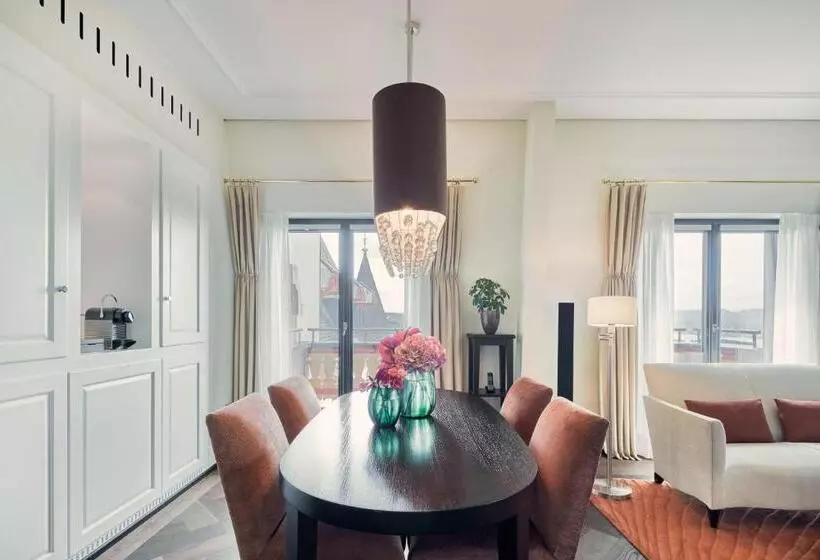 سوییت با چشم‌انداز پانوراما, The Dolder Grand   City And Spa Resort Zurich