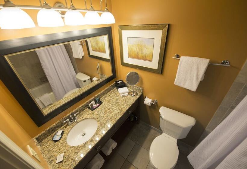 اتاق استاندارد با 2 تخت دوبل, The Rockville Hotel, A Ramada By Wyndham