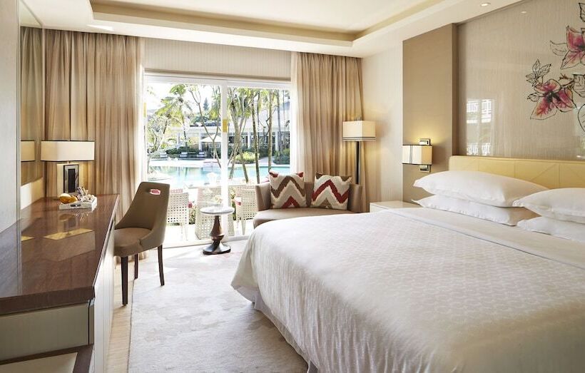 Номер Deluxe, Sheraton Bandung Hotel & Towers