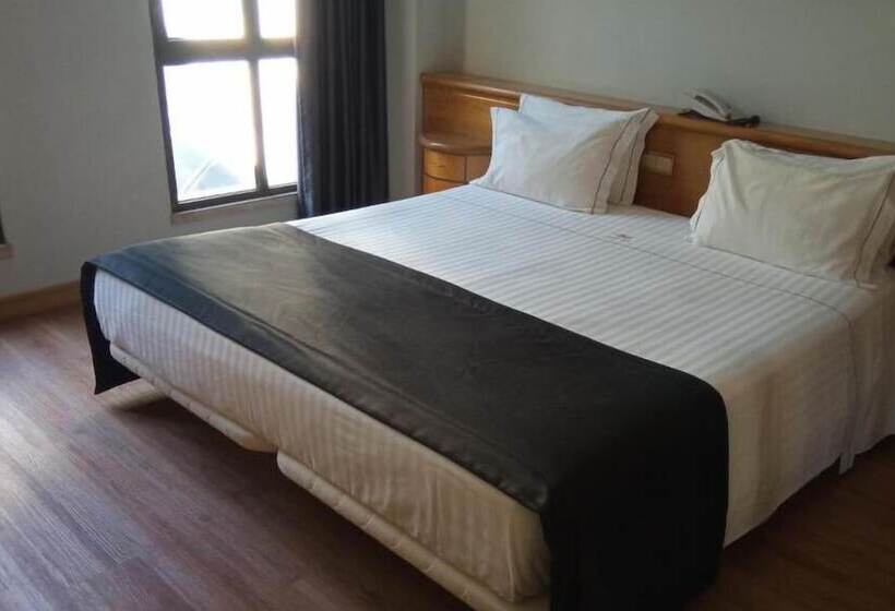 اتاق استاندارد, Alif Campo Pequeno