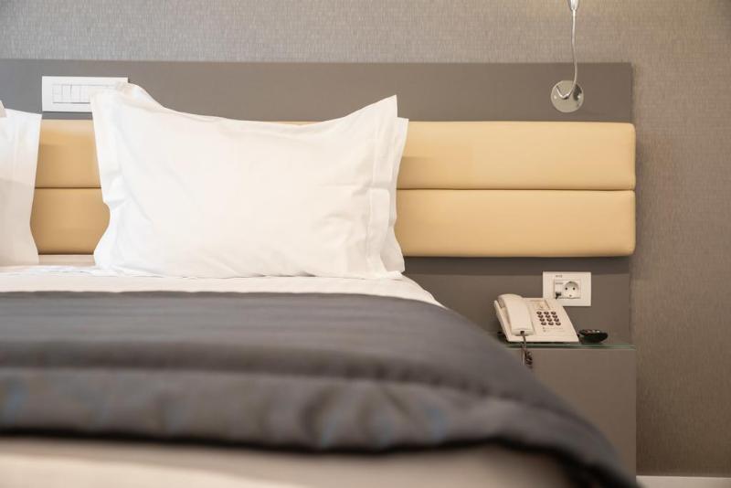 اتاق سوپریور, Alif Campo Pequeno