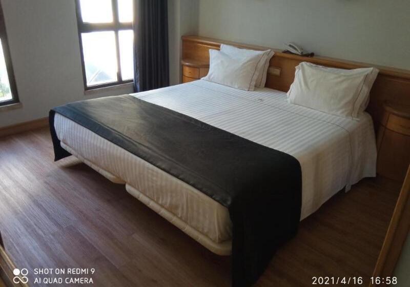 اتاق استاندارد, Alif Campo Pequeno