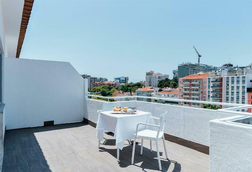 سوییت جونیور, Holiday Inn Express And Suites Lisbon Principe Real By Ihg