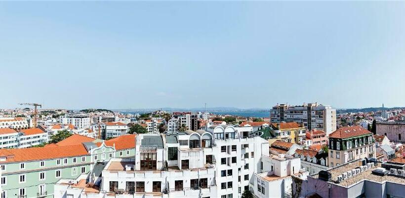 اتاق استاندارد با چشمانداز رودخانه, Holiday Inn Express And Suites Lisbon Principe Real By Ihg