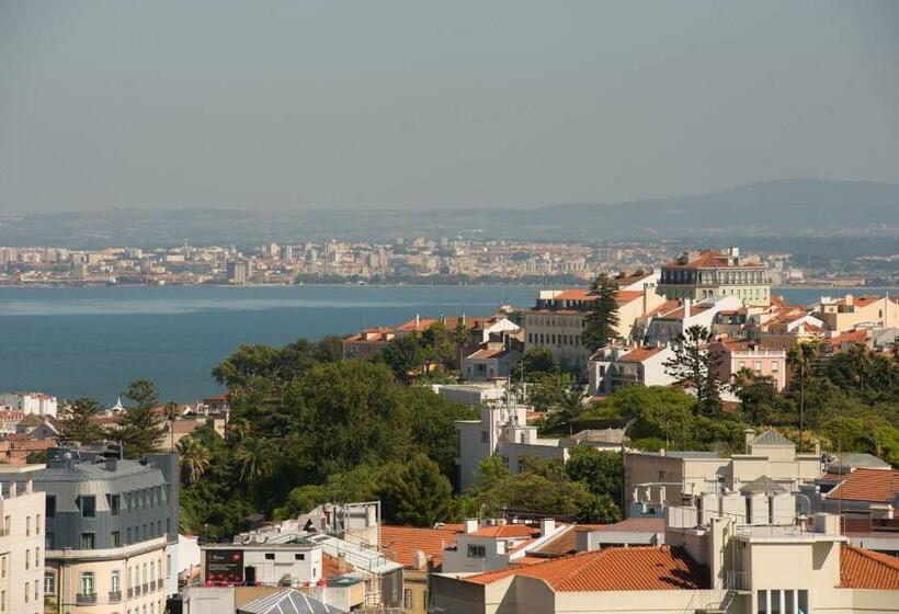 اتاق استاندارد با چشمانداز رودخانه, Holiday Inn Express And Suites Lisbon Principe Real By Ihg