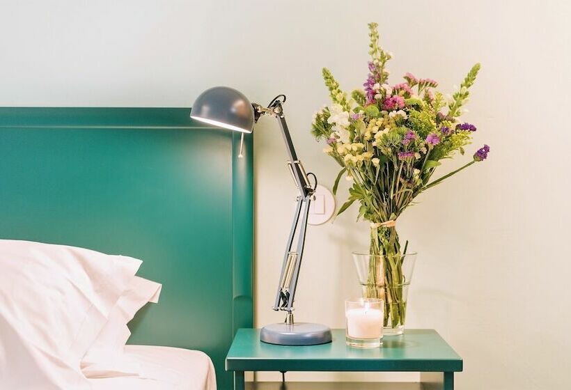 اتاق استاندارد با چشم‌انداز رودخانه, Holiday Inn Express And Suites Lisbon Principe Real By Ihg