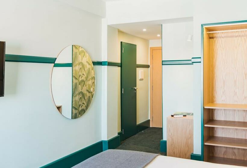 اتاق استاندارد با چشمانداز رودخانه, Holiday Inn Express And Suites Lisbon Principe Real By Ihg