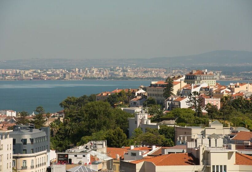 اتاق استاندارد با چشم‌انداز رودخانه, Holiday Inn Express And Suites Lisbon Principe Real By Ihg