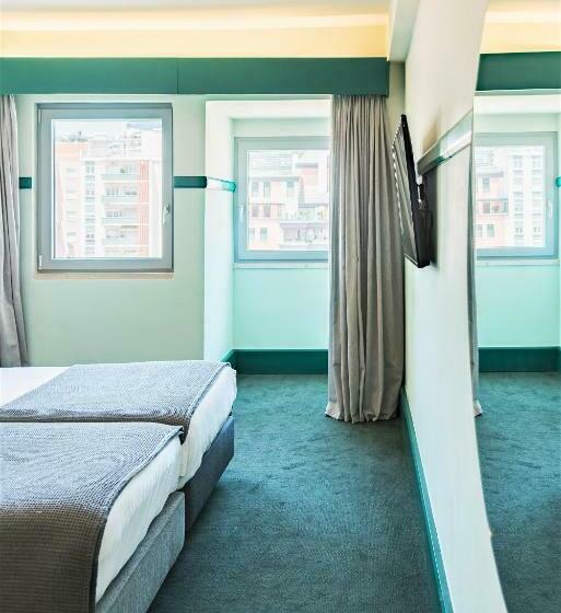 اتاق استاندارد, Holiday Inn Express And Suites Lisbon Principe Real By Ihg