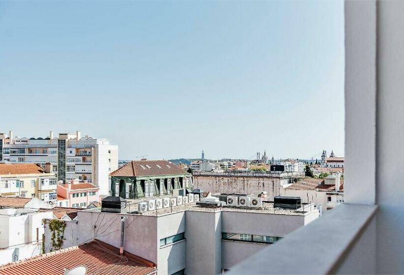 اتاق استاندارد با بالکن, Holiday Inn Express And Suites Lisbon Principe Real By Ihg