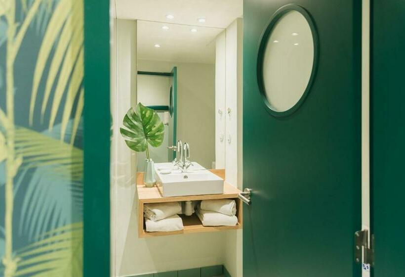 اتاق خانوادگی, Holiday Inn Express And Suites Lisbon Principe Real By Ihg