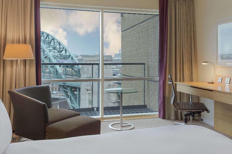 اتاق استاندارد با چشمانداز رودخانه, Holiday Inn Express And Suites Lisbon Principe Real By Ihg