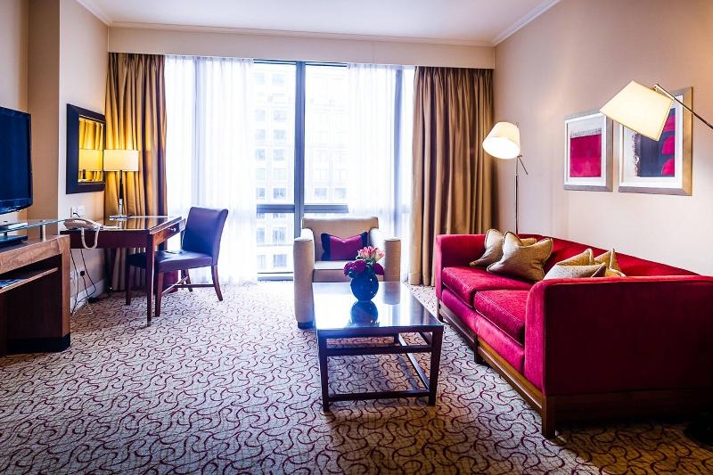 اتاق استاندارد, Holiday Inn Express And Suites Lisbon Principe Real By Ihg