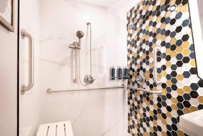 اتاق اکونومی, Holiday Inn Express And Suites Lisbon Principe Real By Ihg
