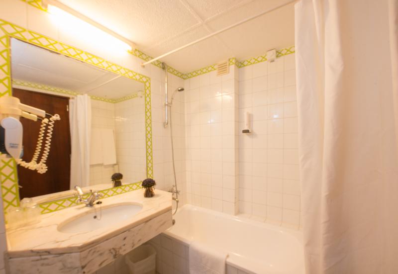 اتاق اکونومی, Holiday Inn Express And Suites Lisbon Principe Real By Ihg