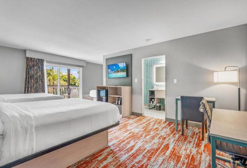 غرفة ديلوكس ثلاثية, Avania Inn Of Santa Barbara