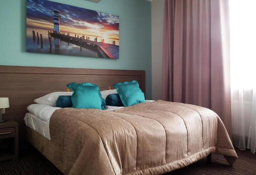 חדר דלוקס יחיד, Gromada Arka Lux