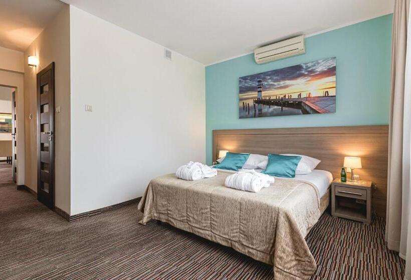 חדר דלוקס, Gromada Arka Lux